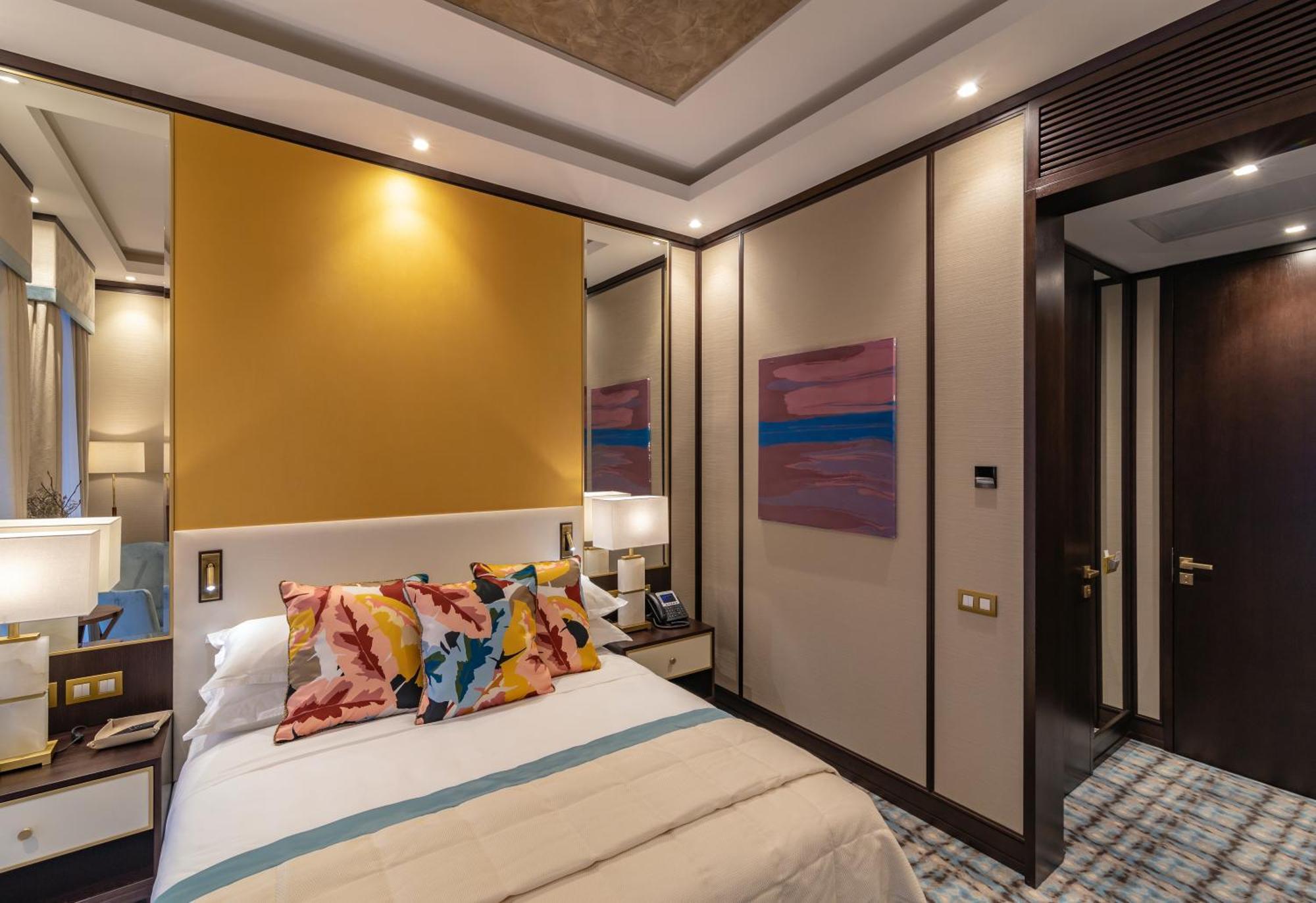 Soho Boutique Hotel Dnipro Habitación foto